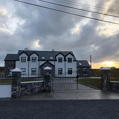 Holiday home Belmullet 4br Full House Near Town Centre Ballagh